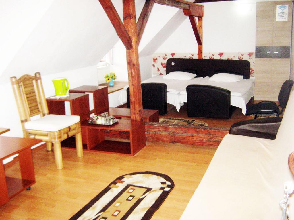 브라쇼브 Casa Piata Sfatului 아파트 외부 사진